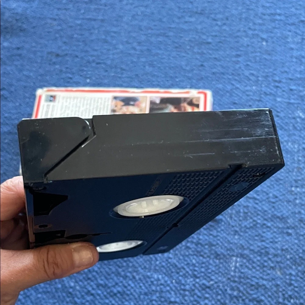 Annie (1985)VHS Tape